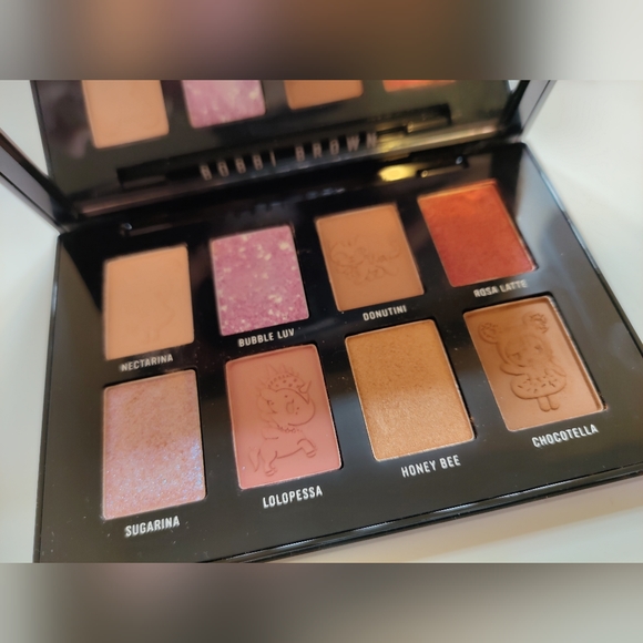 Bobbi brown tokidoki limited edition eye shadow palette - Picture 2 of 3